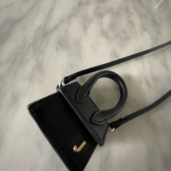 Jacquemus micro le petit Chiquito crossbody bag. Black leather. Used condition. - Picture 3 of 6